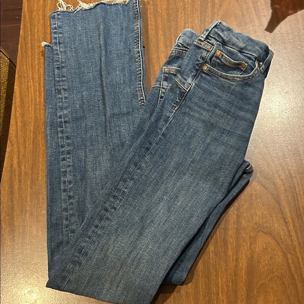 ZARA straight frayed jeans